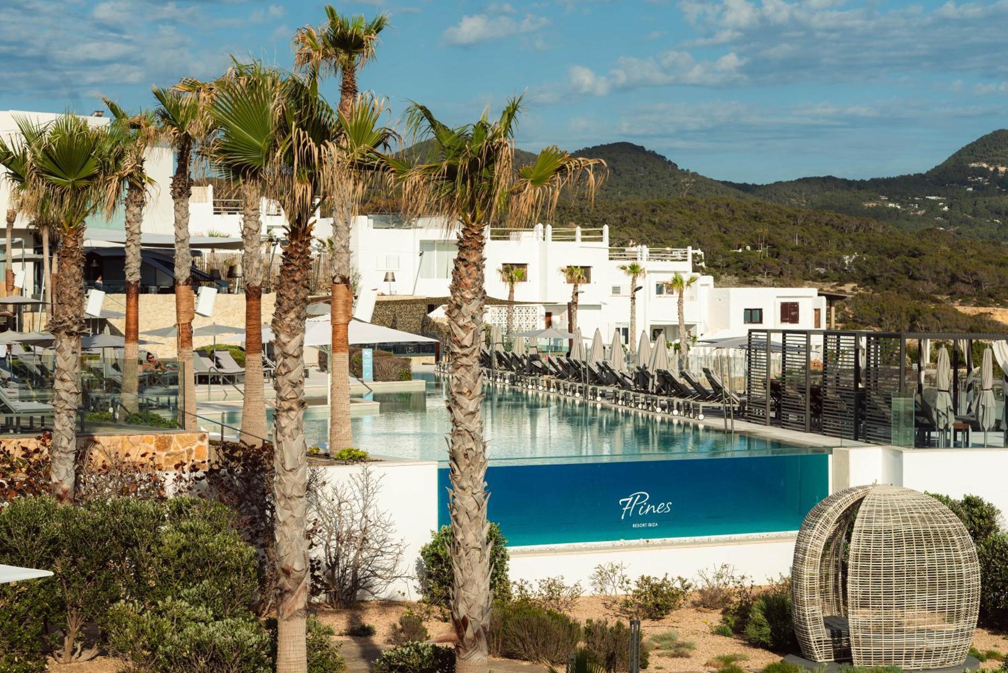 7Pines Resort Ibiza, Part Of Destination By Hyatt Sant Josep de sa Talaia Exterior photo